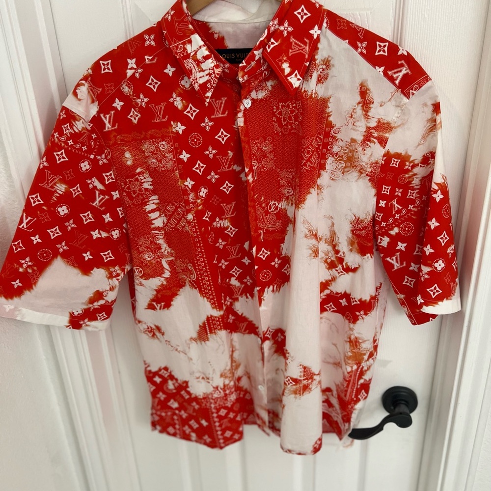 LOUIS VUTTON RED BANDANA BUTTON DOWN SHIRT